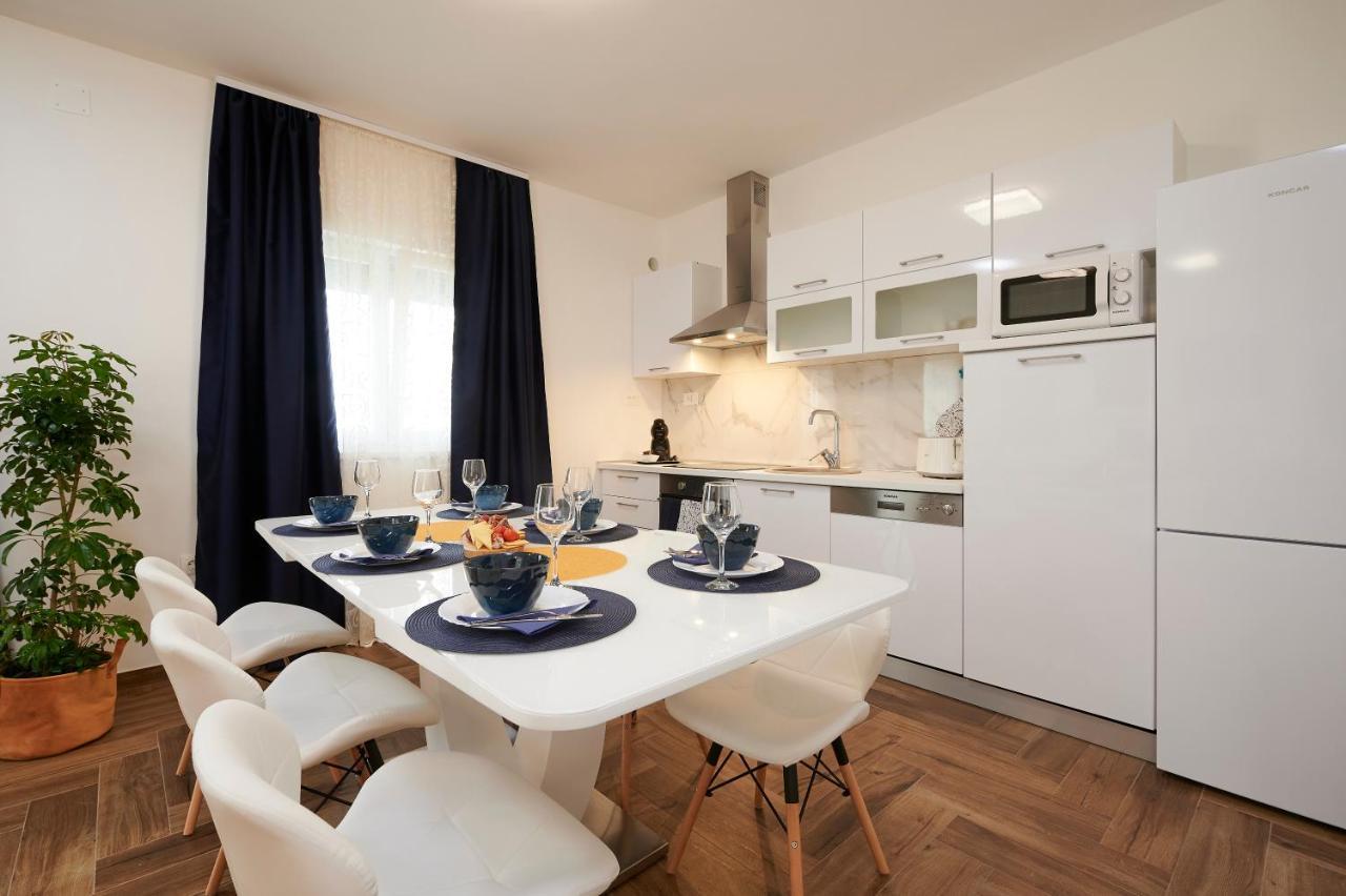 New 4* Apartman Zoa In Trogir Ngoại thất bức ảnh