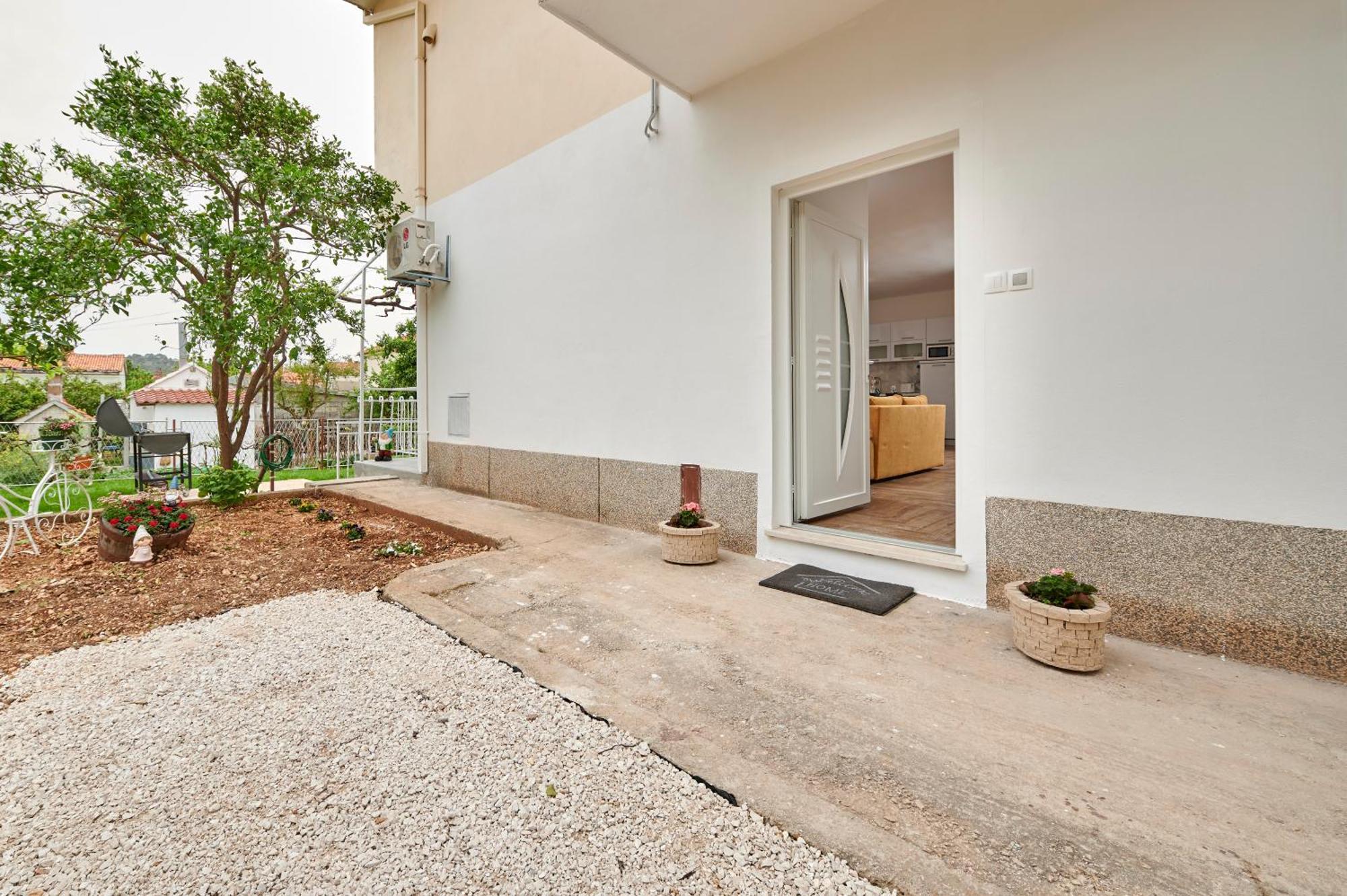 New 4* Apartman Zoa In Trogir Ngoại thất bức ảnh